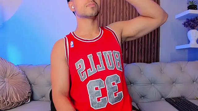 Snapshot of liam_collins21 chatting on 14, 3, 2025 liam collins21 online show from 14, 3, 2025