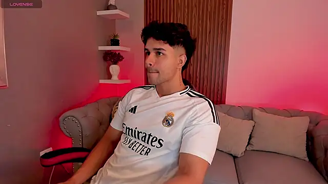 Snapshot of liam_collins21 chatting on 17, 3, 2025 liam collins21 online show from 17, 3, 2025