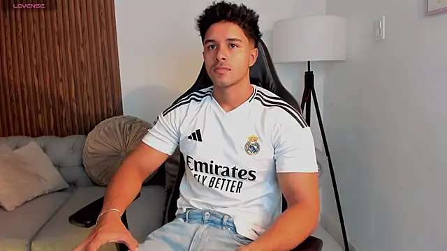 Snapshot of liam_collins21 chatting on 16, 9, 2025 liam collins21 online show from 16, 9, 2025