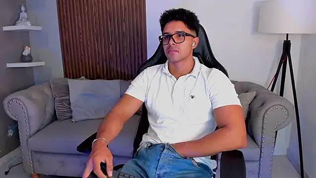 Snapshot of liam_collins21 chatting on 20, 9, 2025 liam collins21 online show from 20, 9, 2025