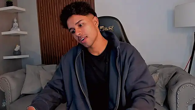 Snapshot of liam_collins21 chatting on 21, 9, 2025 liam collins21 online show from 21, 9, 2025