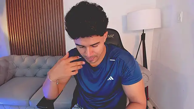 Snapshot of liam_collins21 chatting on 25, 10, 2025 liam collins21 online show from 25, 10, 2025