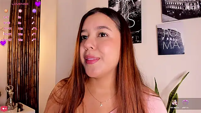 Snapshot of Aria_Reid chatting on 10, 9, 2025 Aria Reid online show from 10, 9, 2025