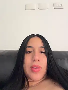 Snapshot of Gigi-bom chatting on 23, 6, 2026 Gigi-bom online show from 23, 6, 2026