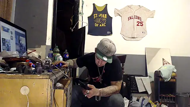 Snapshot of sledge901 chatting on 7, 2, 2026 sledge901 online show from 7, 2, 2026