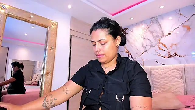 kiana cream online show from 7, 3, 2026