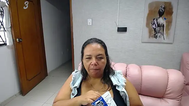 Snapshot of Penelope_Nipples_ chatting on 25, 9, 2025 Penelope Nipples online show from 25, 9, 2025