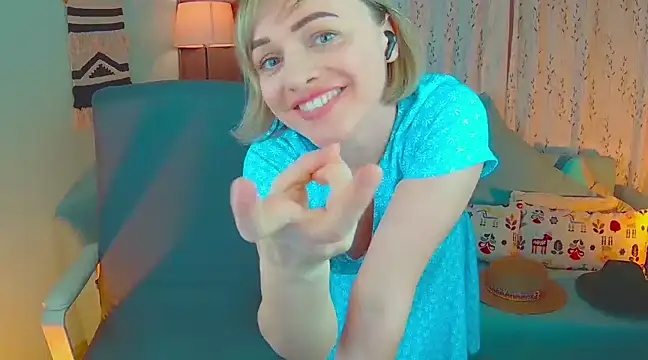 NandiSmile online show from 17, 3, 2025