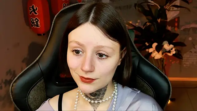 VeliraBraitberg online show from 19, 3, 2025