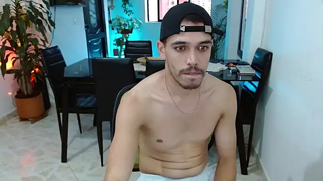 Snapshot of giannandblacke chatting on 25, 2, 2025 giannandblacke online show from 25, 2, 2025