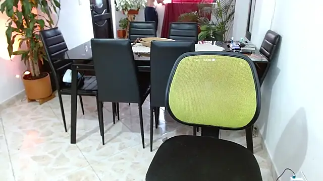 Snapshot of giannandblacke chatting on 28, 2, 2025 giannandblacke online show from 28, 2, 2025