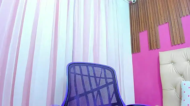 SofiaSexy  online show from 14, 12, 2025