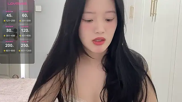 rose-u online show from 20, 10, 2025