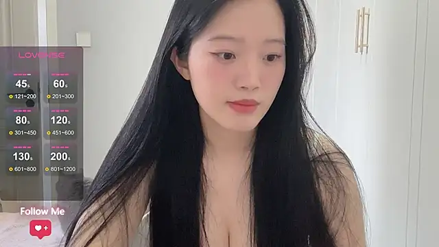 rose-u online show from 5, 12, 2025