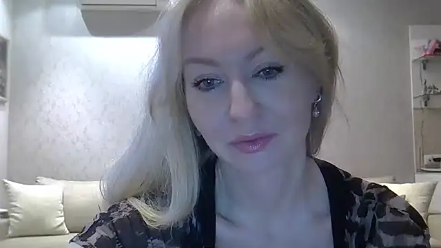 ZarinaSwift online show from 13, 2, 2025