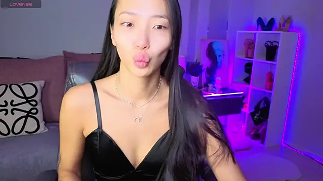  MIURA  online show from 29, 11, 2025