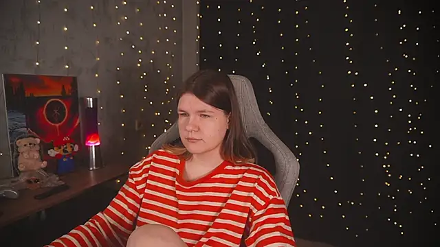 Snapshot of cuteamberlyyy chatting on 22, 12, 2025 cuteamberlyyy online show from 22, 12, 2025