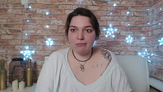 Amelia Kiss  online show from 31, 1, 2025