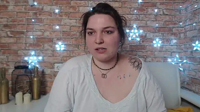 Amelia Kiss  online show from 31, 1, 2025