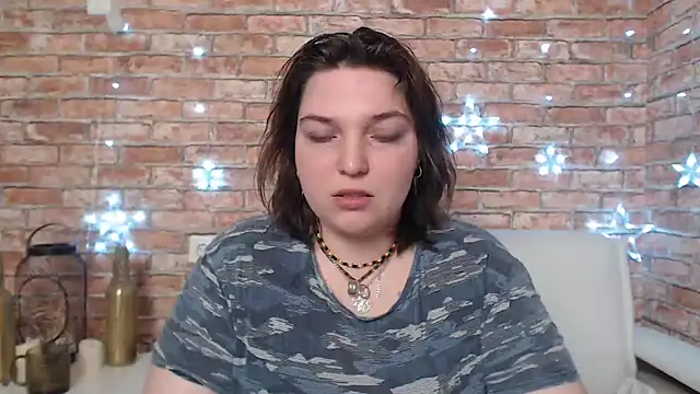 Amelia Kiss  online show from 19, 3, 2025