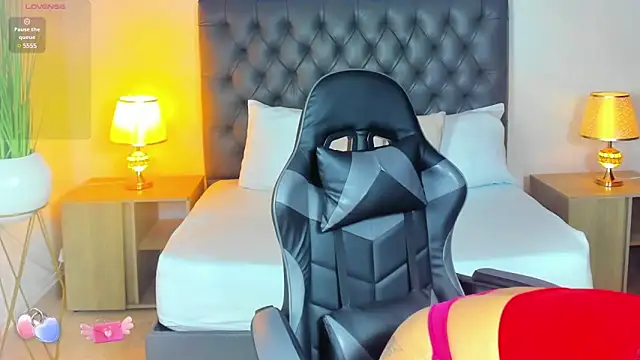 yosselin23 online show from 17, 2, 2025