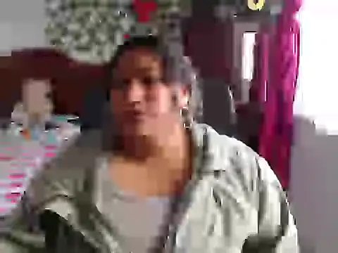 Snapshot of EmilyLove1014 chatting on 27, 12, 2024 EmilyLove1014 online show from 27, 12, 2024