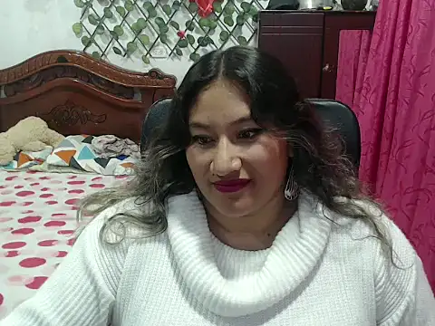 Snapshot of EmilyLove1014 chatting on 29, 12, 2024 EmilyLove1014 online show from 29, 12, 2024