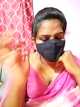 melina214 online show from 5, 3, 2025