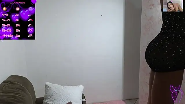 ElisaBoyer online show from 13, 10, 2025