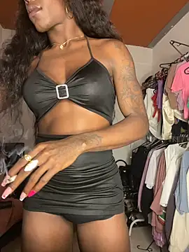 Snapshot of Richchocolatesweet_ chatting on 10, 9, 2025 Richchocolatesweet online show from 10, 9, 2025