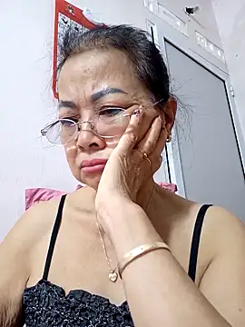 Hotestlove online show from 15, 10, 2025