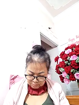 Hotestlove online show from 3, 2, 2026