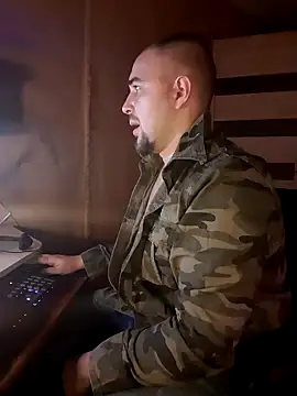 Foxyshaved online show from 18, 1, 2025