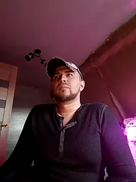 Foxyshaved online show from 9, 3, 2025