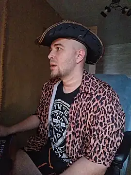 Foxyshaved online show from 16, 10, 2025