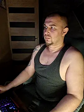 Foxyshaved online show from 16, 4, 2026