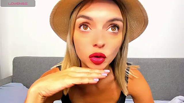  ellen meow  online show from 17, 9, 2025