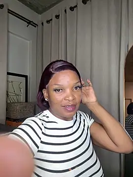 Snapshot of slimcateee chatting on 10, 6, 2026 slimcateee online show from 10, 6, 2026