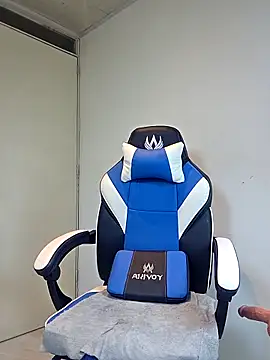 KittyKardy online show from 2, 4, 2026