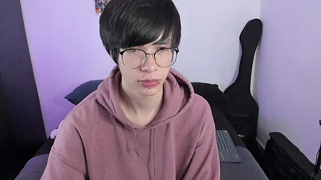 Aventure Twinks online show from 18, 12, 2025