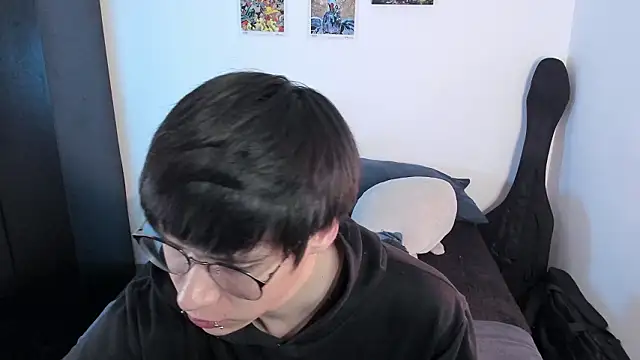 Aventure Twinks online show from 12, 2, 2026