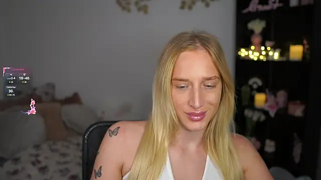 Nicolette  Shea  online show from 14, 12, 2024