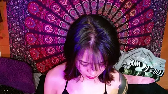 AbbySccott online show from 19, 2, 2025