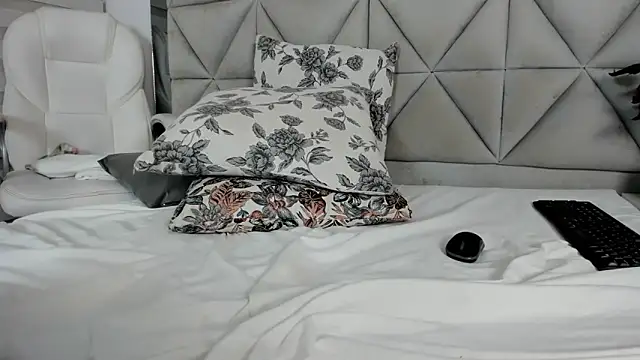 nina pons online show from 19, 3, 2025