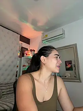 Snapshot of ZarahEvans chatting on 16, 10, 2025 ZarahEvans online show from 16, 10, 2025