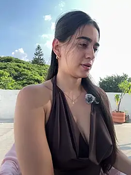 Snapshot of ZarahEvans chatting on 7, 11, 2025 ZarahEvans online show from 7, 11, 2025