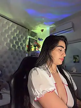 ZarahEvans online show from 26, 5, 2026