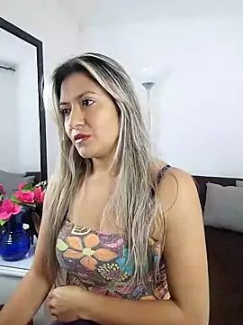 valeriahunter1 online show from 3, 3, 2025