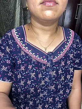 Snapshot of kannadatelugugirl chatting on 24, 2, 2026 kannadatelugugirl online show from 24, 2, 2026