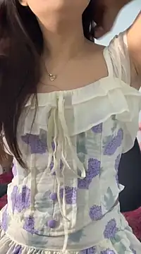 Snapshot of Hoanami chatting on 8, 3, 2025 Hoanami online show from 8, 3, 2025